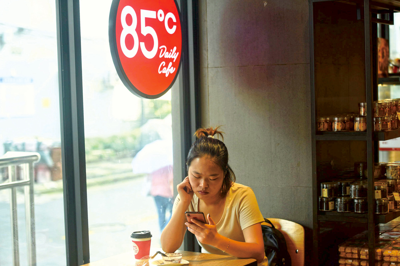 近年不少台灣餐飲集團在中國經營踢到鐵板，陸續選擇縮小規模或撤出中國市場。Getty Images