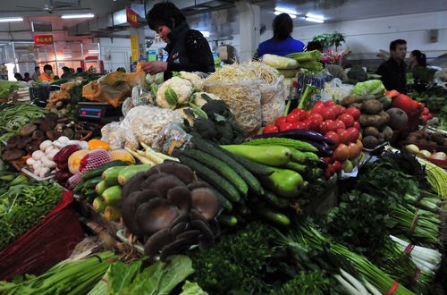 食品安全无保证，政府机构竞相自种蔬菜