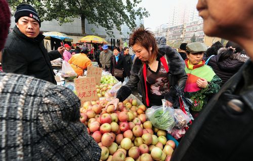 「中國製造」貴於國外 全民瘋囤