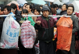 中共過去40年推行一胎化，使整個中國人口在過去七、八年來老化速度很快。民工荒問題將日益嚴重。